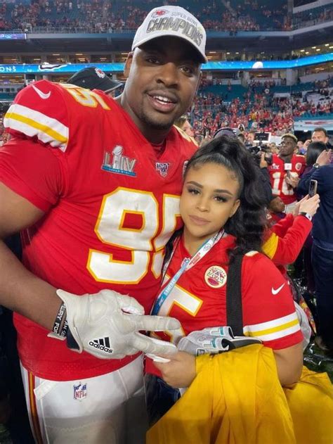 chris jones chiefs wife